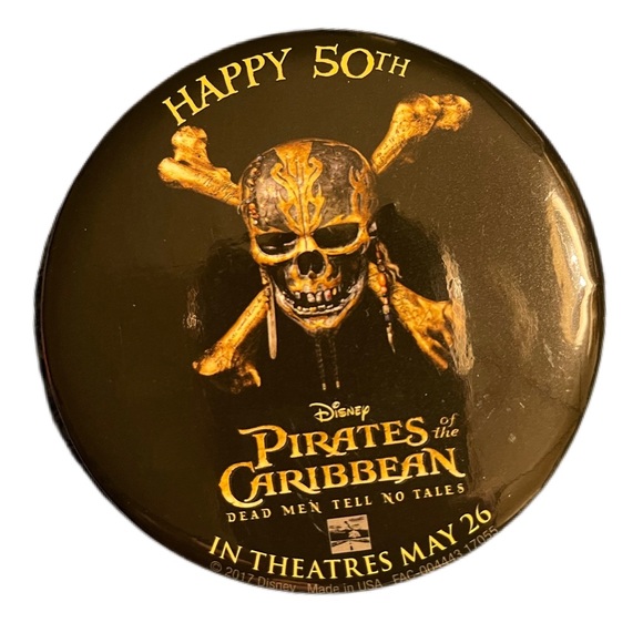 Pirates of the Caribbean Pin button - Picture 1 of 2